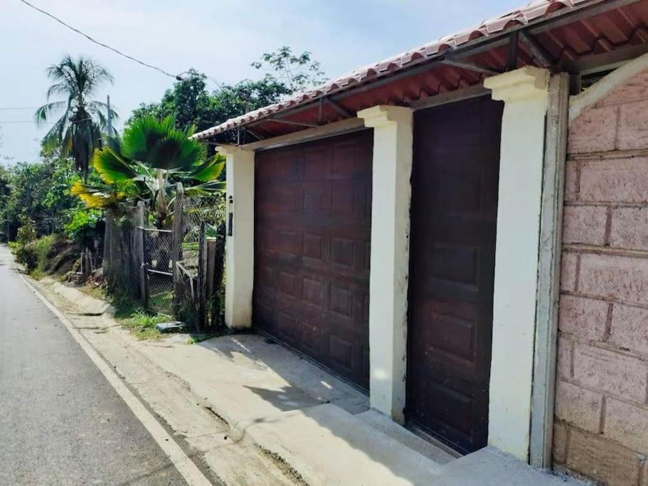 Tropical Bee Garden Holiday Houses Savegre Exterior photo